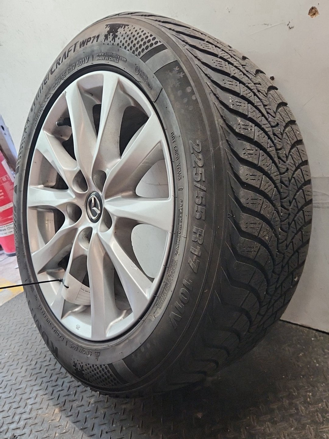 Mazda 6 MK3 (GJ) 17" Alloy Wheel with Tyre 225/55/17 ~5mm