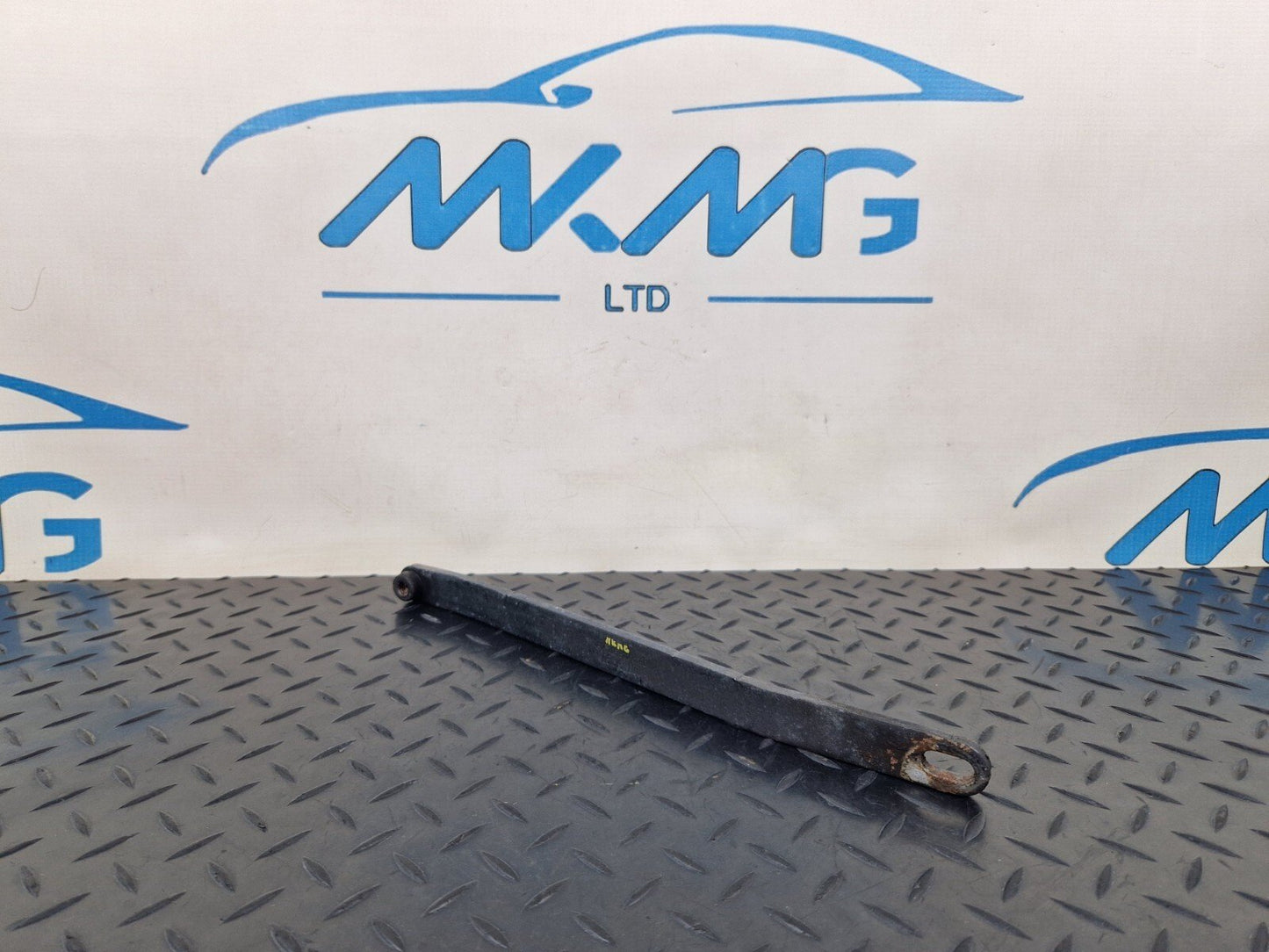 14-21 MERCEDES-BENZ C250D W205 REINFORCEMENT RADIATOR SUPPORT STRUT A2056201700