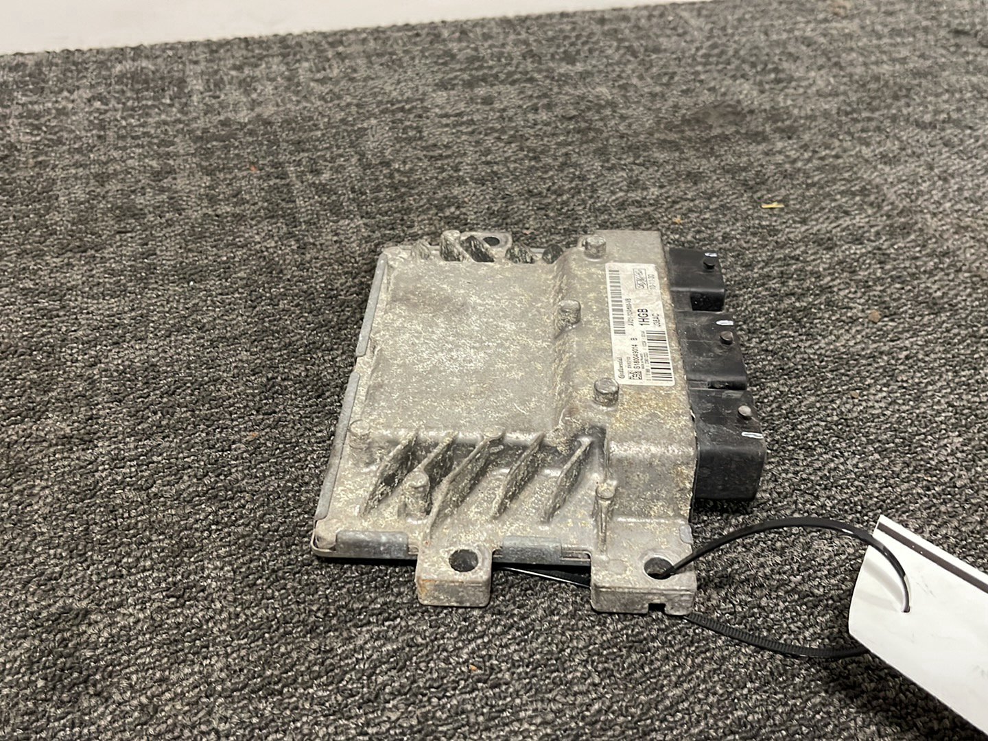 Ford Fiesta MK7 Hatchback Genuine Engine Control Unit Module ECU AV21-12A650-VB