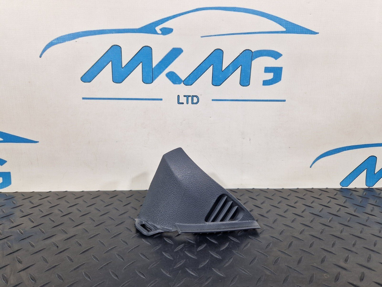 18-ON MERCEDES BENZ SPRINTER W907 W910 RIGHT UPPER DASHBOARD AIR VENT COVER TRIM
