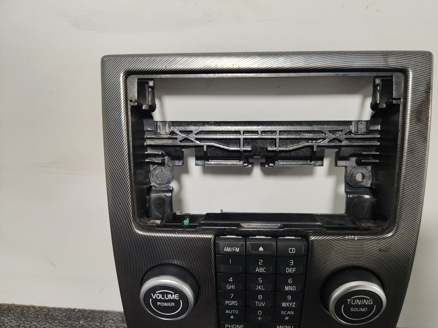 Volvo V50 MK2 FL (MW) Estate Genuine Climate Controller Centre Console Trim
