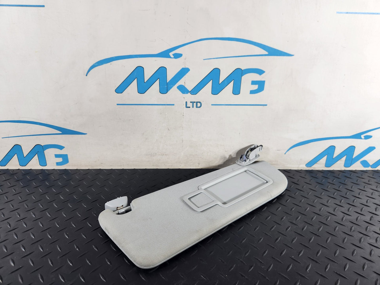 Audi A6 Allroad C7 SUN VISOR FRONT RIGHT DRIVER SIDE OFFSIDE 4G0857552