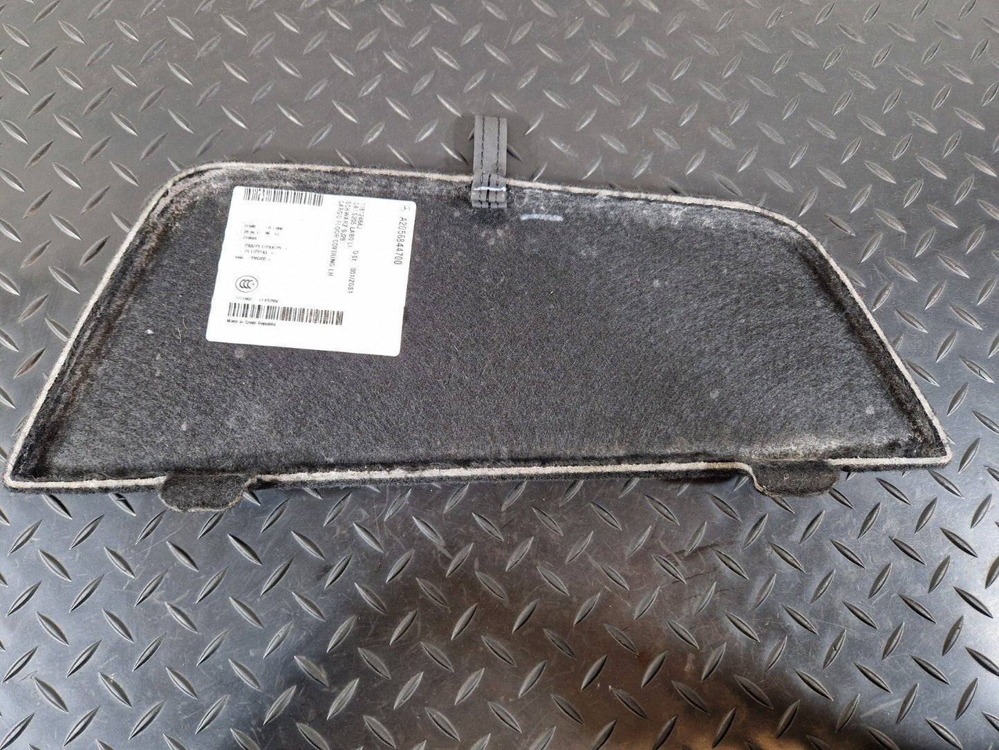 14-21 MERCEDES BENZ C300h W205 TRUNK TRIM BOOT COVER LEFT SIDE A2056844700