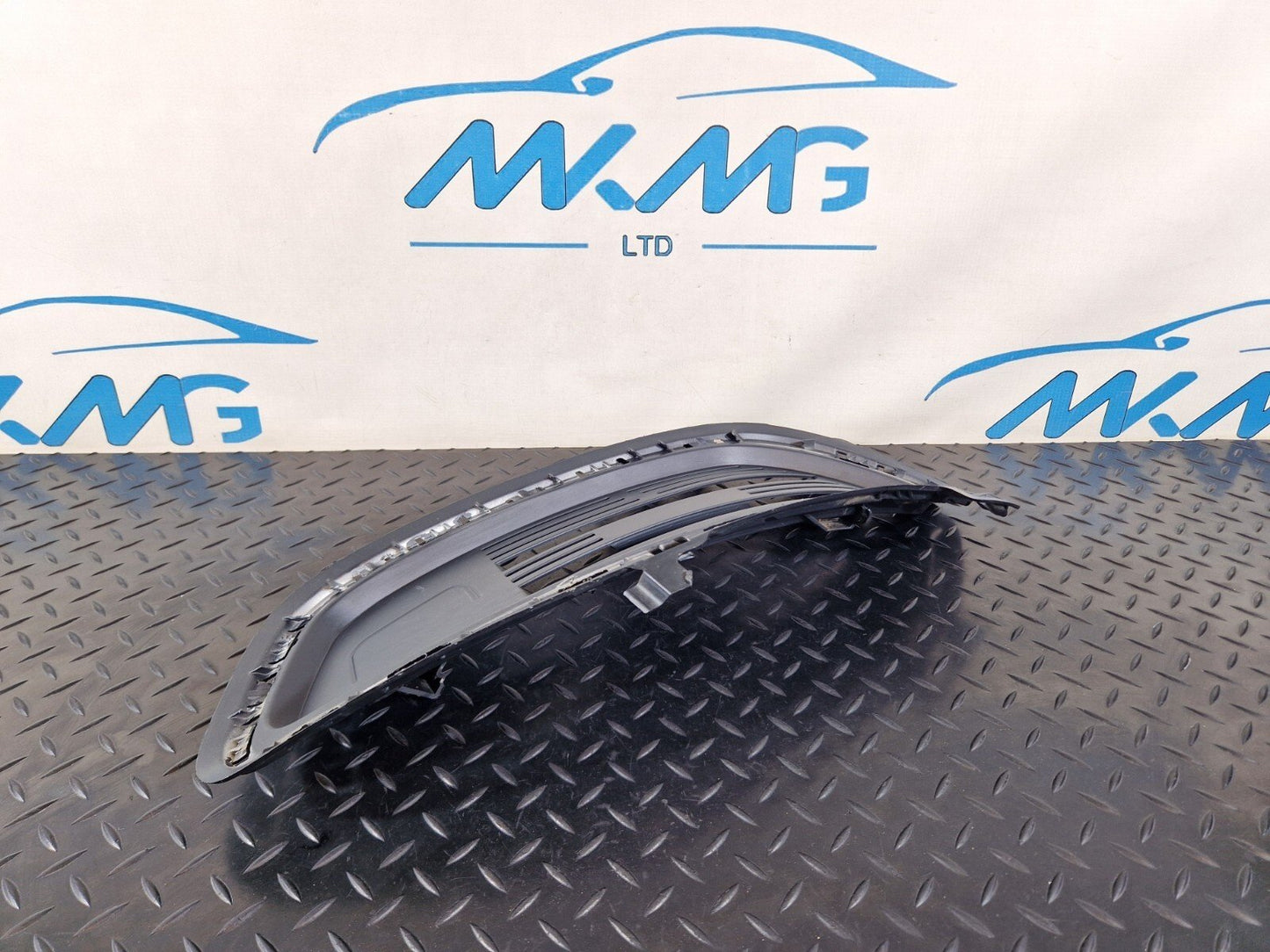 13-19 MERCEDES BENZ CLA C117 AMG RIGHT DRIVER SIDE FRONT BUMPER A1178852322