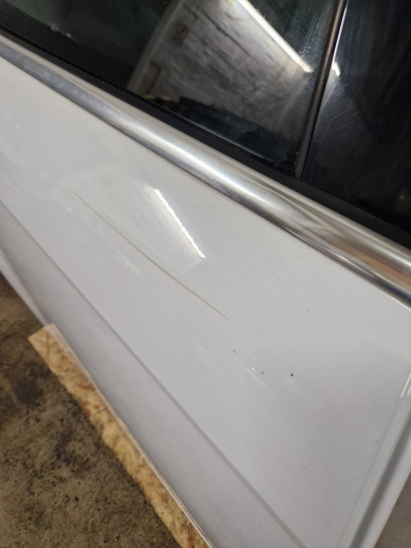 Ford Focus Hatchback Rear Right O/S Driver Complete Door in Frozen White