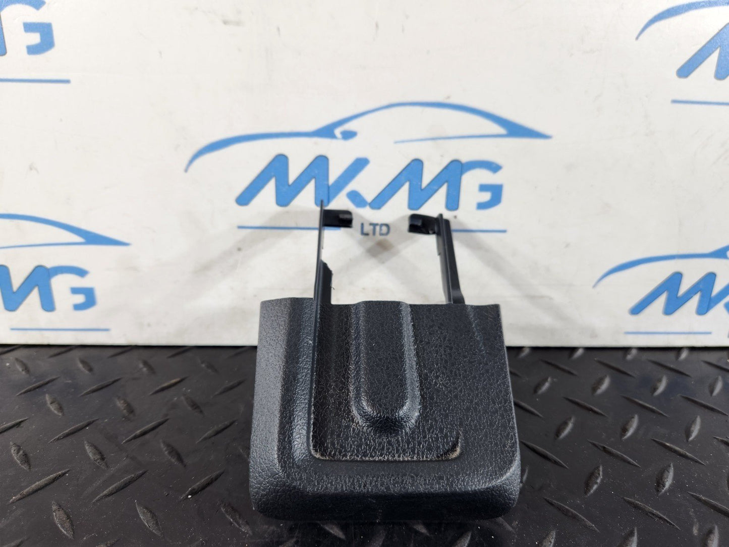 MERCEDES BENZ B CLASS W247 REAR LEFT N/S SIDE SEAT RAIL COVER A2479290300