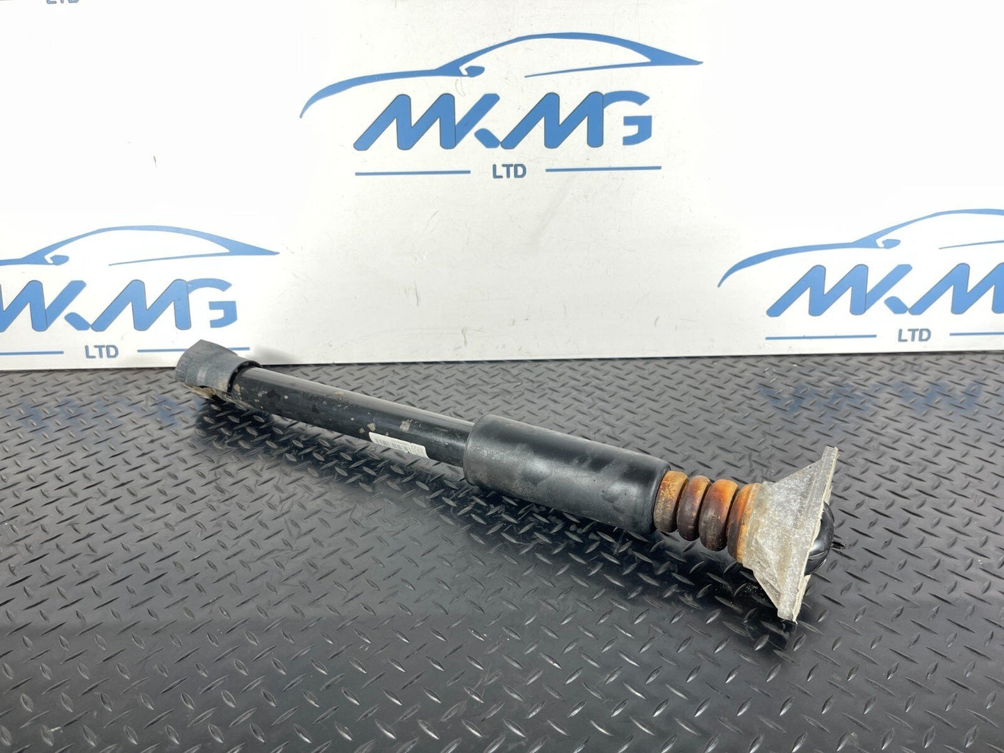 14-21 BMW 2 SERIES ACTIVE TOURER F45 O/S DRIVER SIDE RIGHT REAR SHOCK ABSORBER