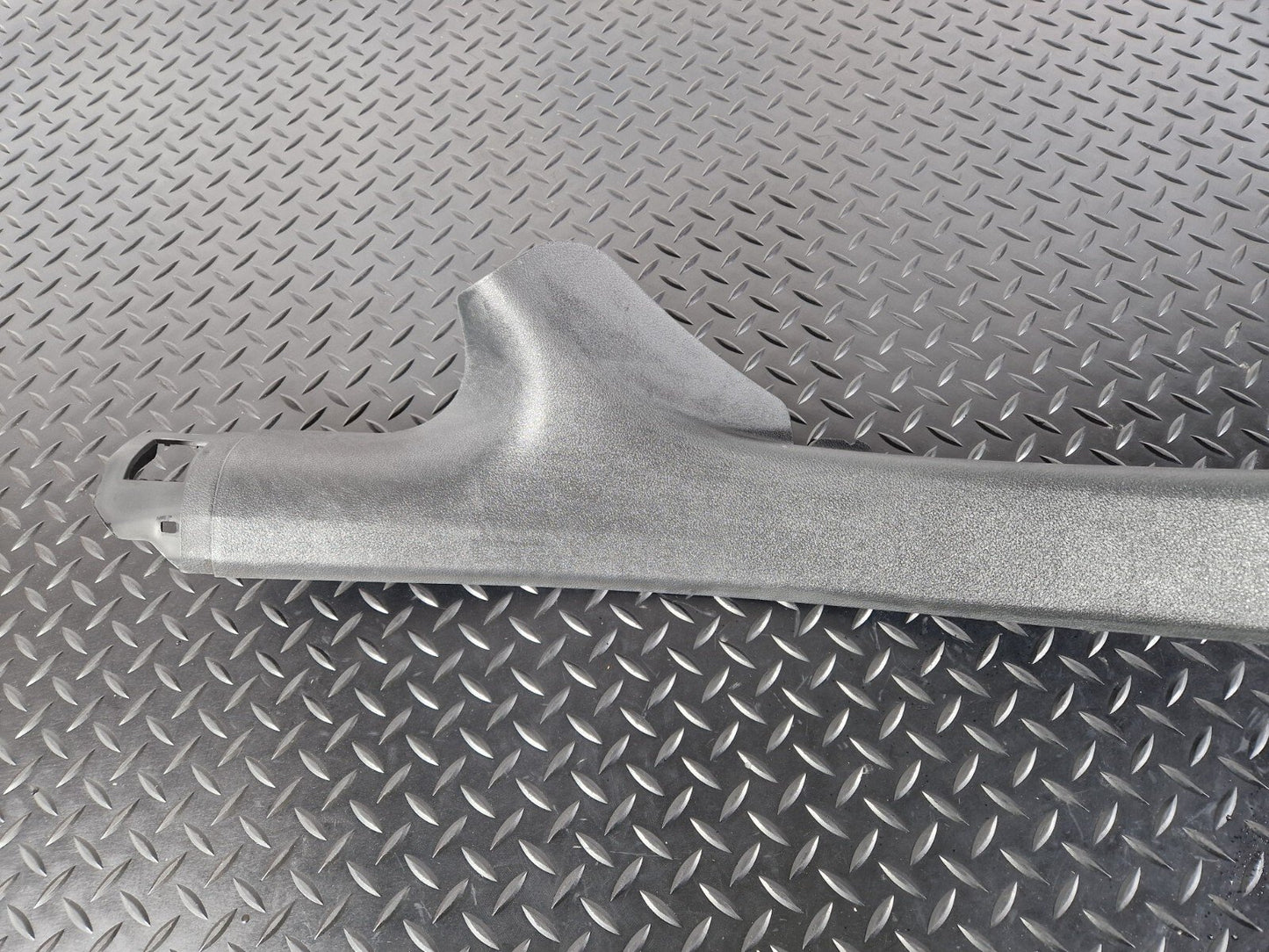 10-18 AUDI A7 4G S-LINE REAR LEFT NSR C PILLAR LOWER SILL TRIM COVER 4G8867767A