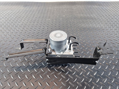 2019 Mercedes-Benz B200d B-Class W247 SUV ABS Pump A1779002305 A1774303400
