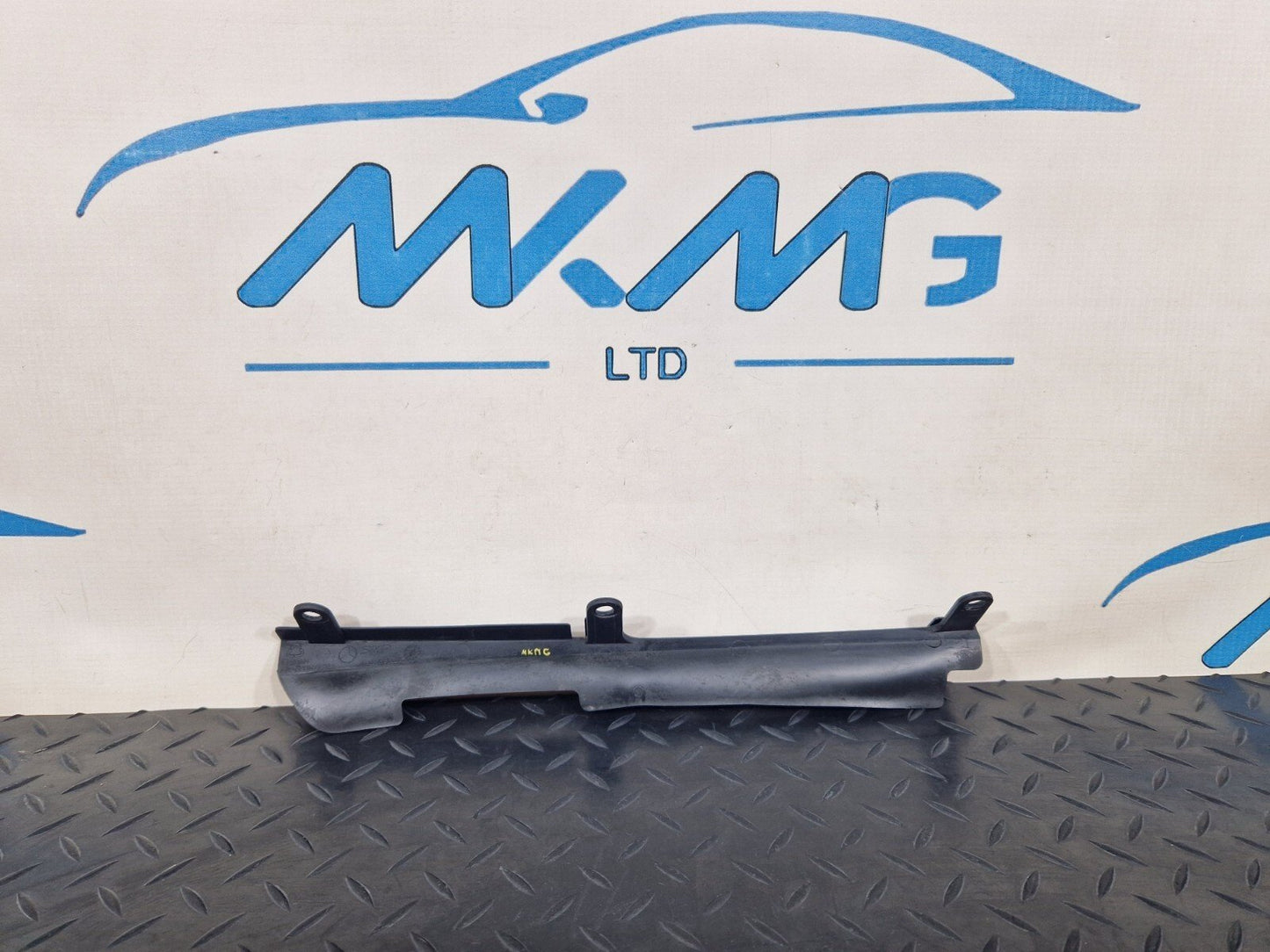 14-23 MERCEDES BENZ VITO W447 OEM FUEL TANK FILLER FLAP RECESS COVER A4474710187