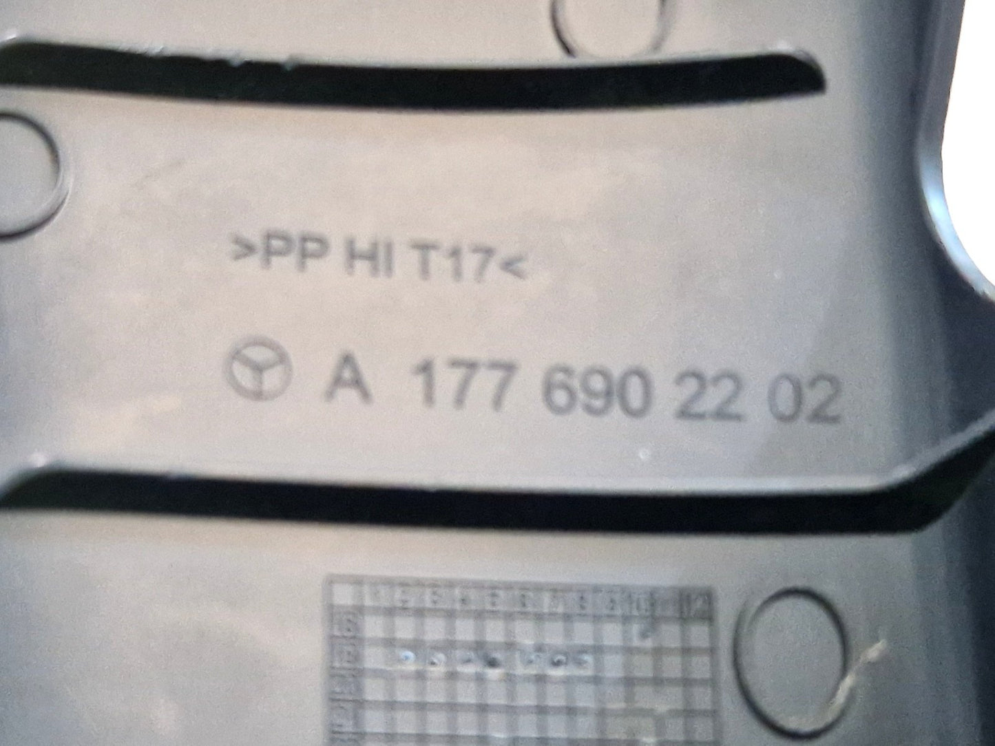 19-22 MERCEDES A220 REAR RIGHT DOOR SILL SCUFF PLATE TRIM PANEL A1776902202