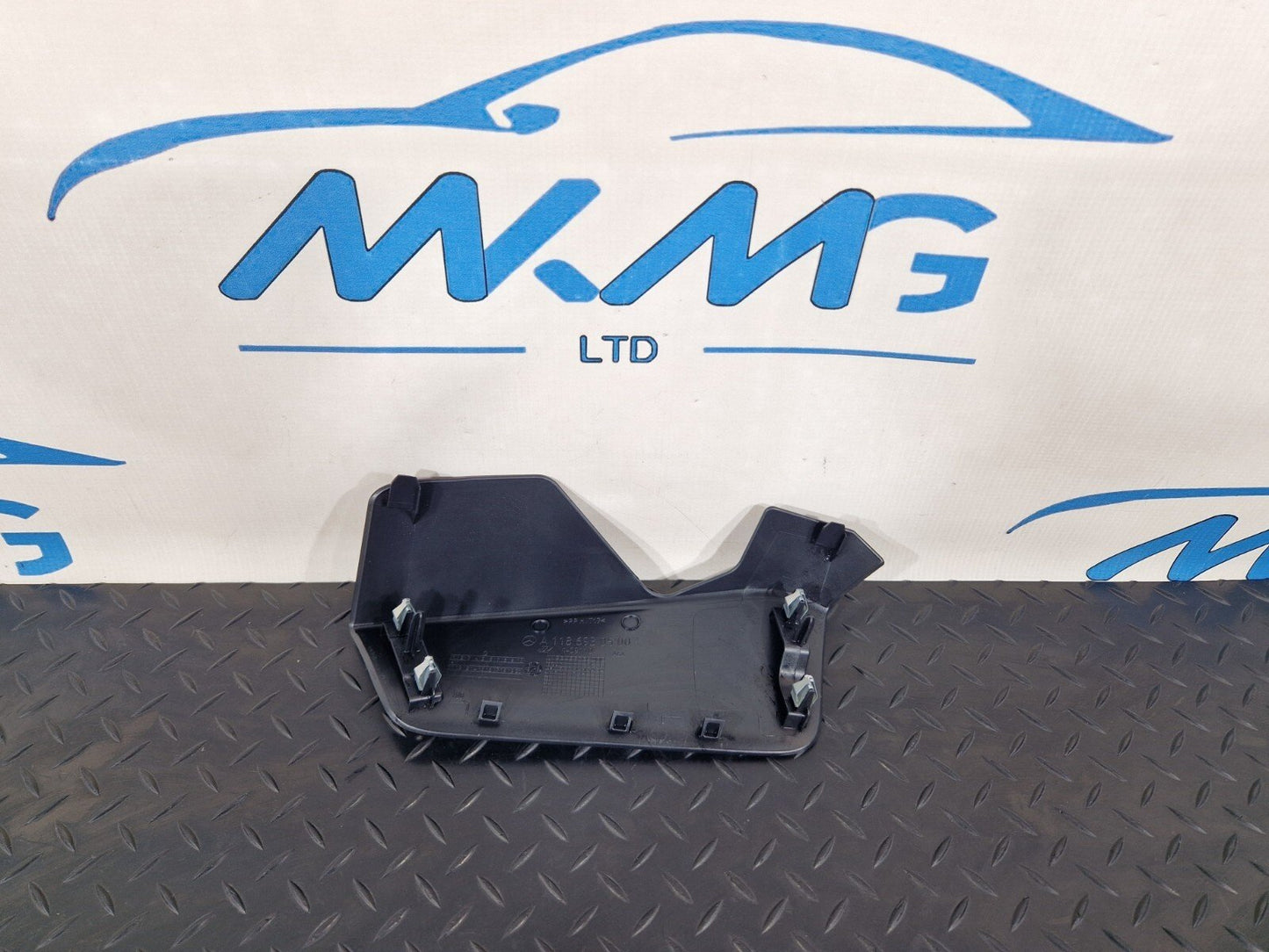 19-ON MERCEDES BENZ CLA C118 INNER REAR LEFT C PILLAR COVER TRIM A1186930500