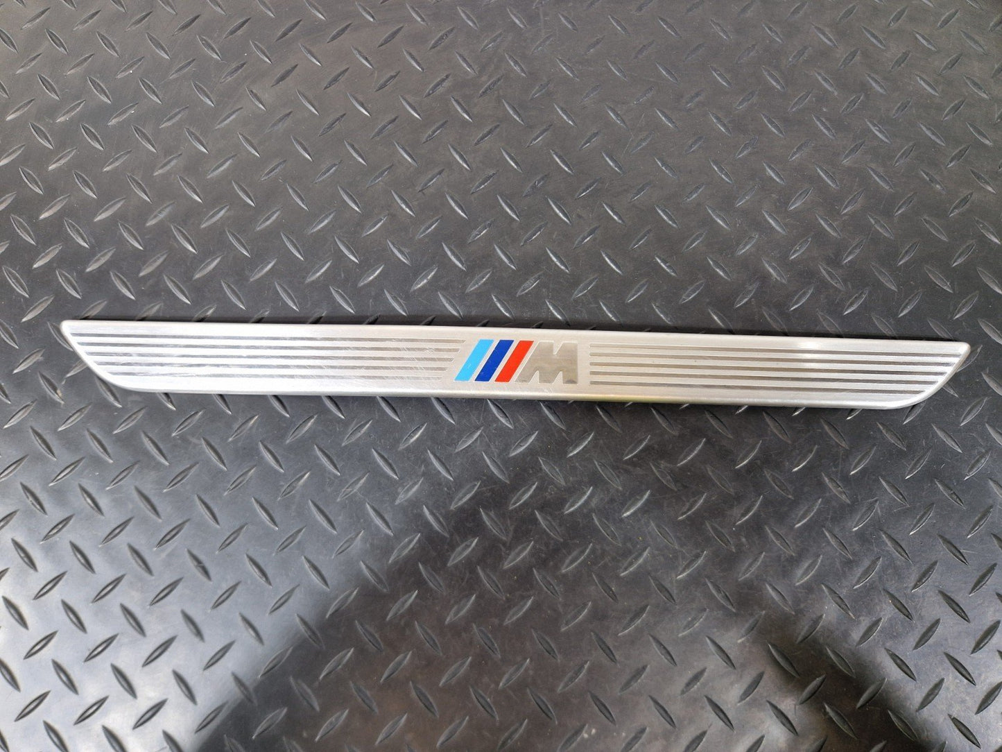 BMW X5 E70 Genuine Front Entrance Door Sill Cover Plate Trim 7205263