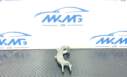 16-19 AUDI A4 B9 FRONT LEFT SIDE SUSPENSION STRUT BRACKET 8W0413037