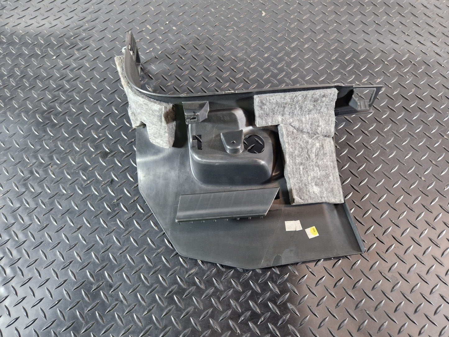 16-20 AUDI Q7 4M FRONT RIGHT O/S A PILAR LOWER TRIM COVER BLACK 4M2867272