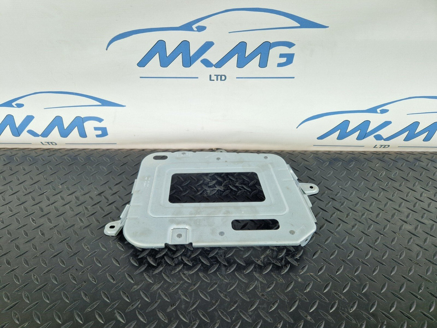 18-ON MERCEDES A CLASS W177 OEM CONTROL MODULE UNIT BRACKET HOLDER A2475455700