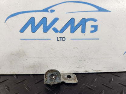 16-19 AUDI A4 B9 GENUINE FRONT LEFT PASSENGER SIDE WING BRACKET 8W0821469