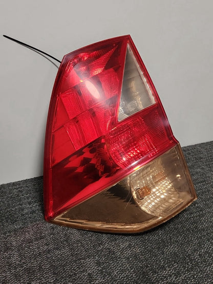 2008 Honda FR-V MK1 (BE57) Genuine Rear Right O/S Driver Tail Light