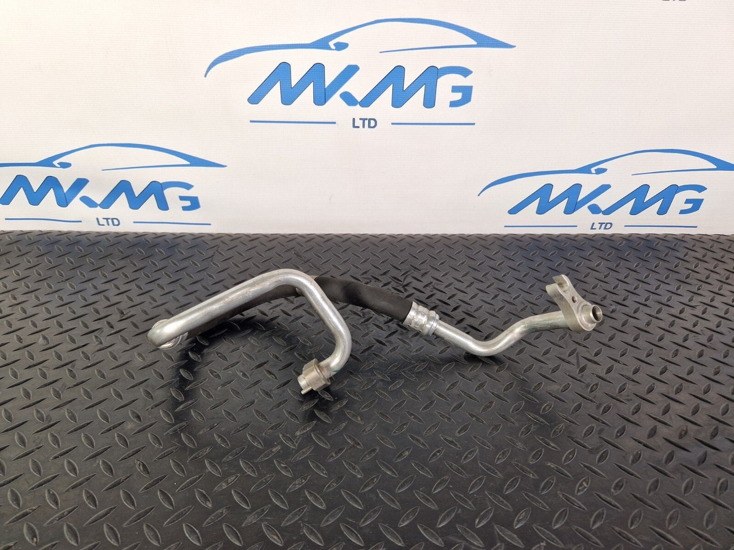14-21 MERCEDES BENZ C300h W205 OEM HYBIRD AIR CON PIPE HOSE A2058306801
