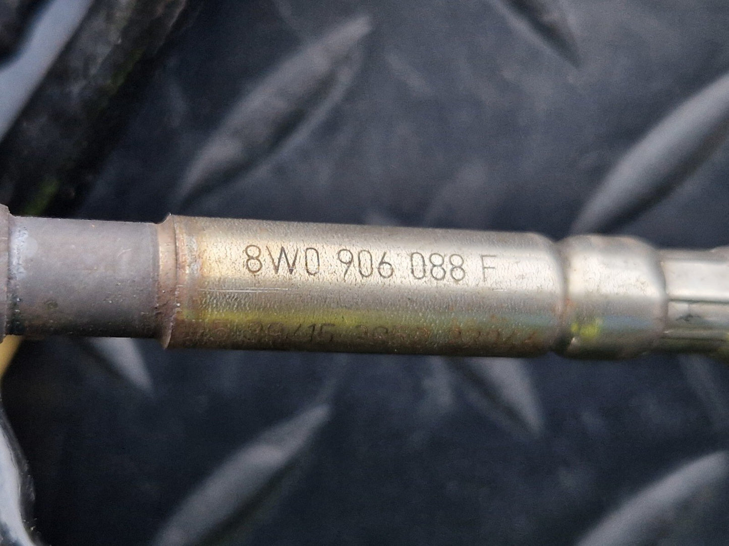 Audi Unknown Part Type 8W0906088F