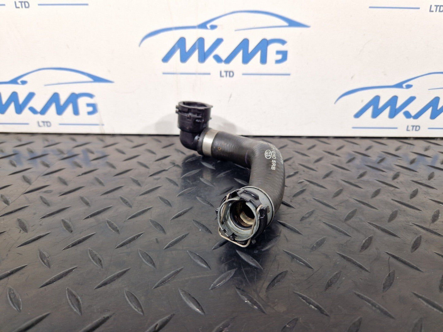 18-ON MERCEDES BENZ A CLASS W177 GENUINE COOLANT WATER HOSE PIPE A2475010800