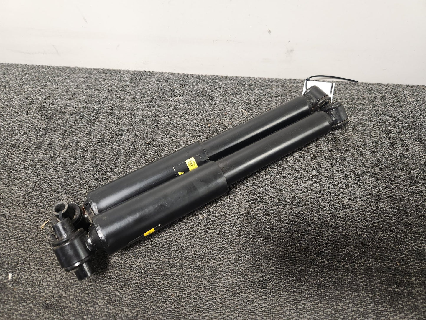 Vauxhall Meriva MK2 (B) (4470) MPV Monroe Rear Shock Absorber Set 376135SP