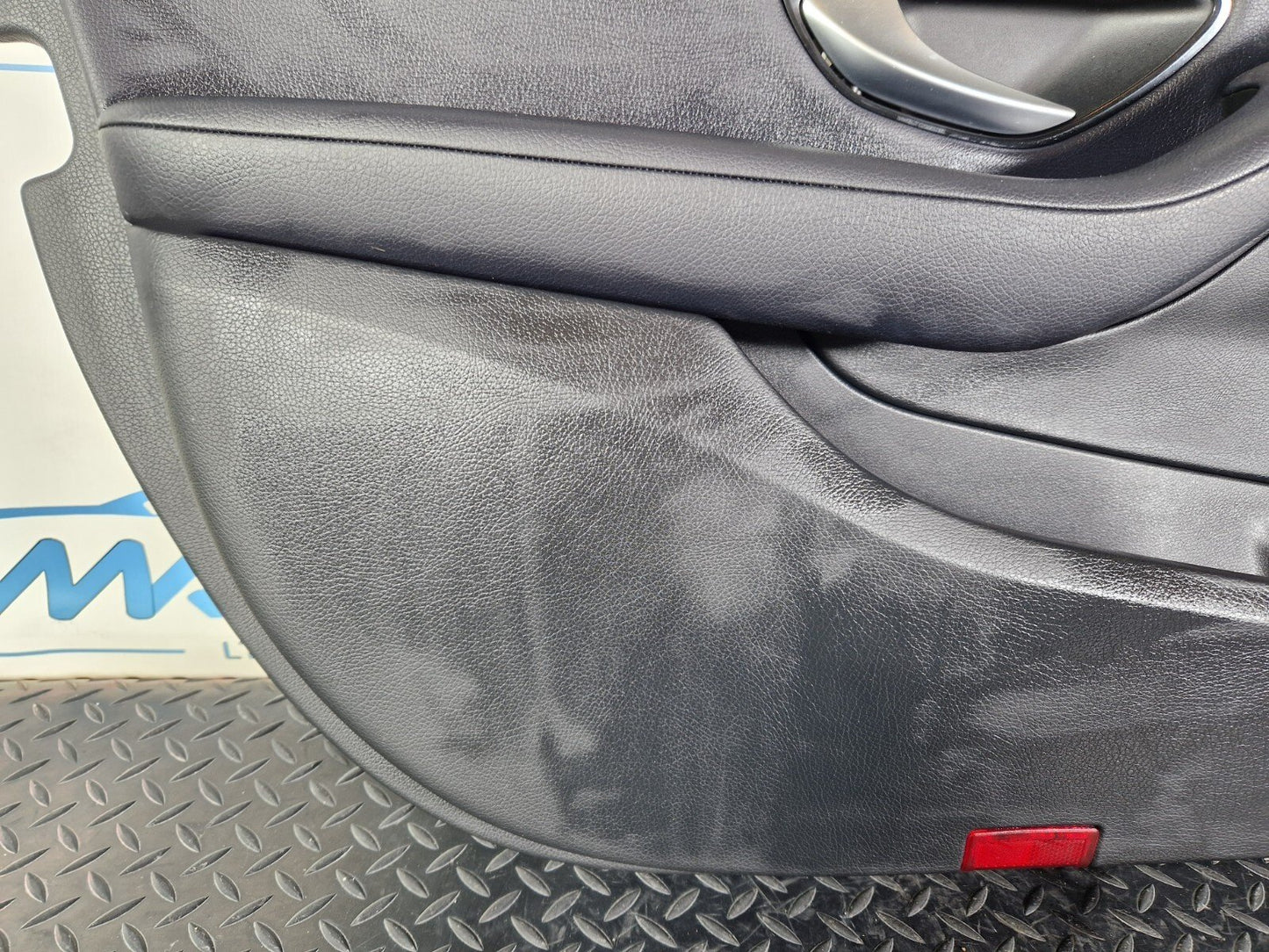 14-21 MERCEDES BENZ C200 W205 FRONT PASSENGER SIDE DOOR CARD BLACK LEATHER