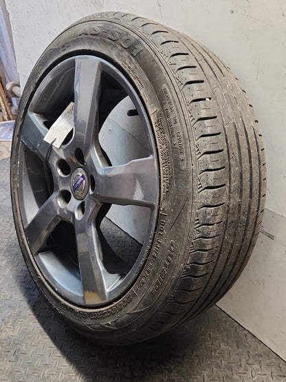 Volvo C30 MK1 FL (MK) (533) 17" Alloy Wheel with Tyre 205/50/17 ~4mm 31290177