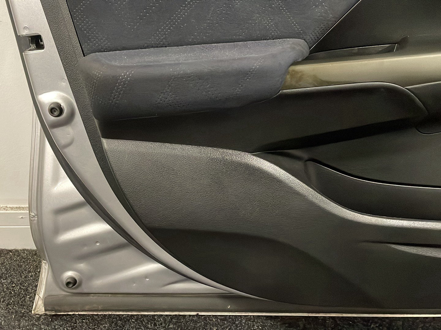 Honda Civic MK9 (FK27) Hatchback Front Left NS Passenger Complete Door in Silver