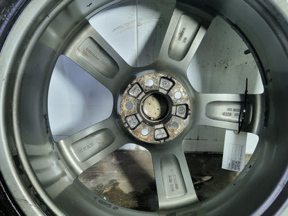 Audi A7 21" Alloy Wheel with Tyre 285/30/21 6mm 4H0601025AT