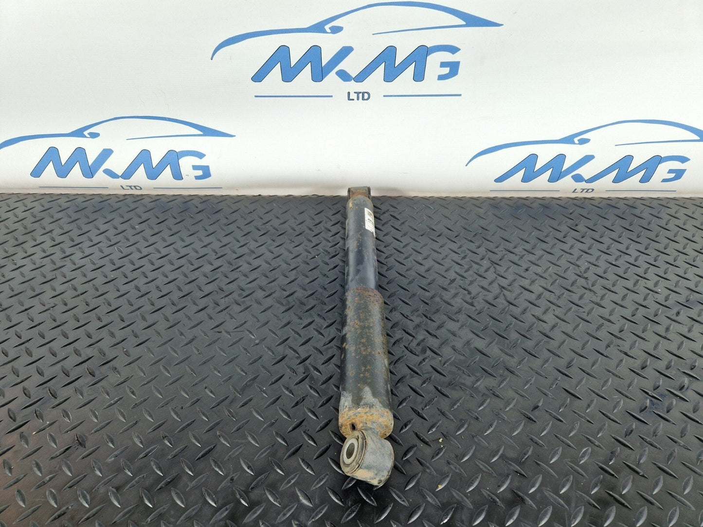 18-ON MERCEDES SPRINTER W907 REAR SHOCK ABSORBER FITS LEFT & RIGHT A9073203500