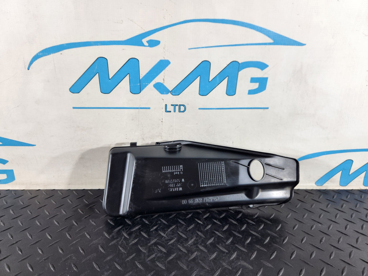 2019 - Mercedes-Benz B200d B-Class W247 SUV Air Duct Intake Trim a2478309900