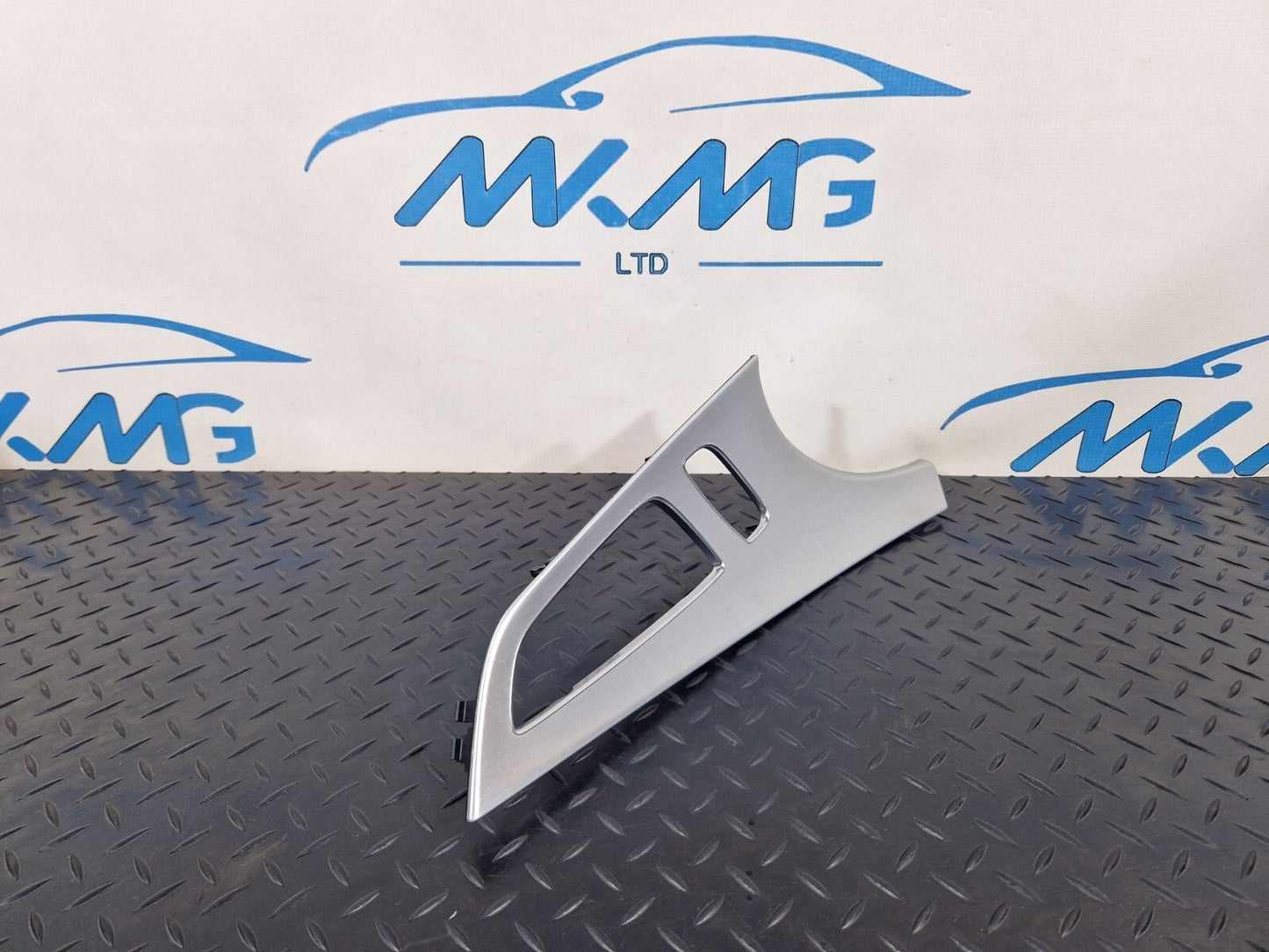 10-18 AUDI A7 4G S-LINE INTERIOR DOOR SURROUND TRIM RIGHT DRIVER SIDE 4G8867410