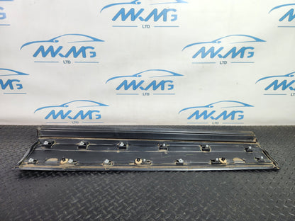 Range Rover Evoque L551 OEM Front Right O/S Door Moulding R-Dynamic K8D221064C