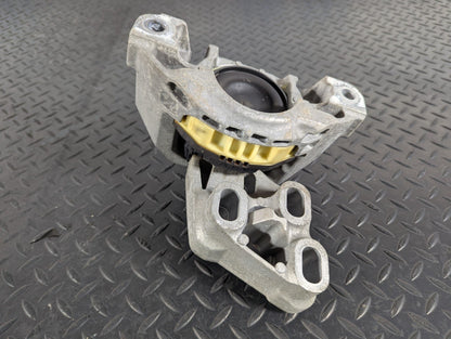 12-18 MERCEDES A B-CLA C117 W176 W246 LEFT ENGINE MOUNT A2462400217