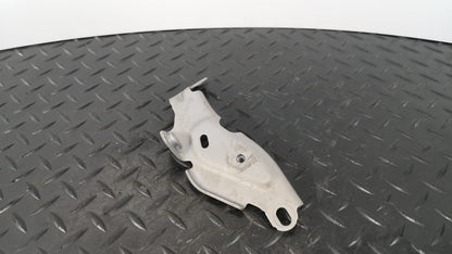 MERCEDES A-CLASS W177 V177 1.3 PETROL GENUINE ENGINE BRACKET A2820140700 *B110