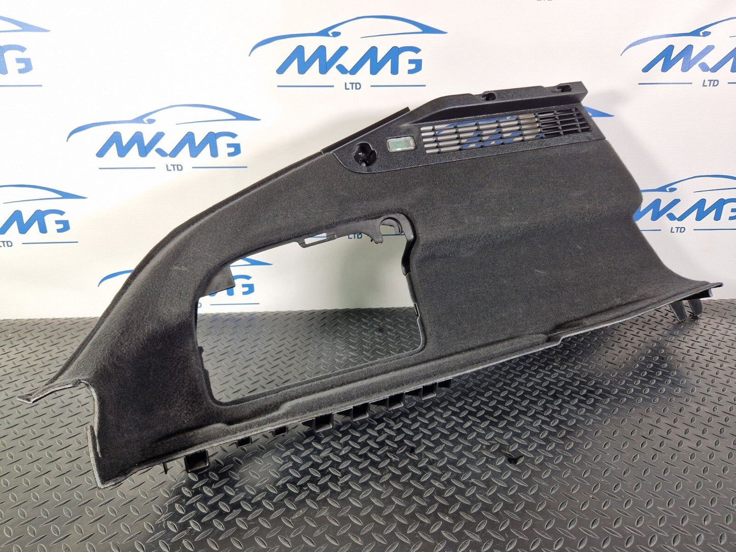 15-18 AUDI A7 4G OEM LEFT SIDE TRUNK TRIM 4G8863887C