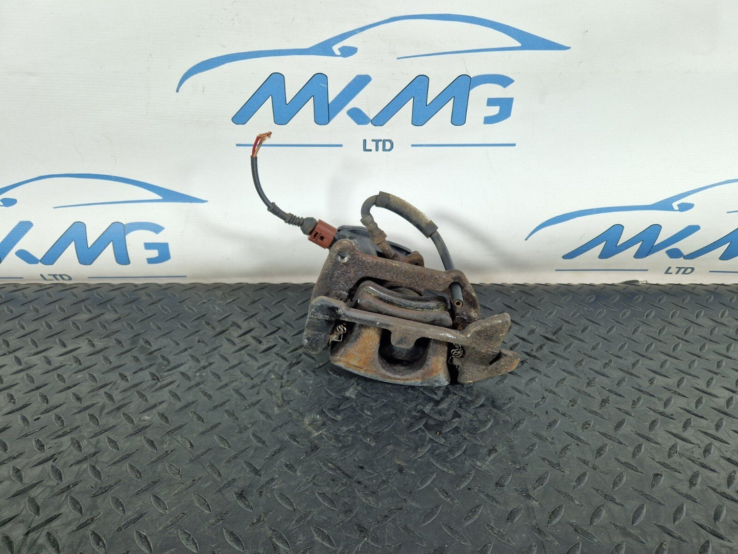 12-17 AUDI Q5 8R GENUINE REAR LEFT N/S PASSENGER SIDE BRAKE CALIPER 32347485C