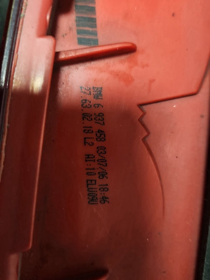 2006 BMW 320d E90 Genuine Rear Right O/S Outer Driver Tail Light 6937458