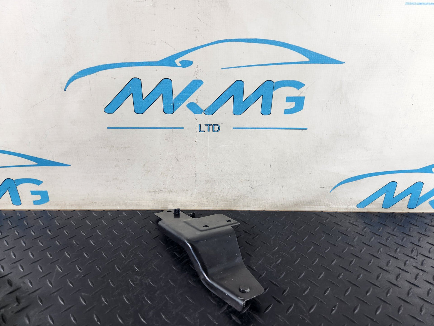 Land Rover Range Rover Evoque L551 Rear Bumper Right Mount Bracket K8D2102A98AB