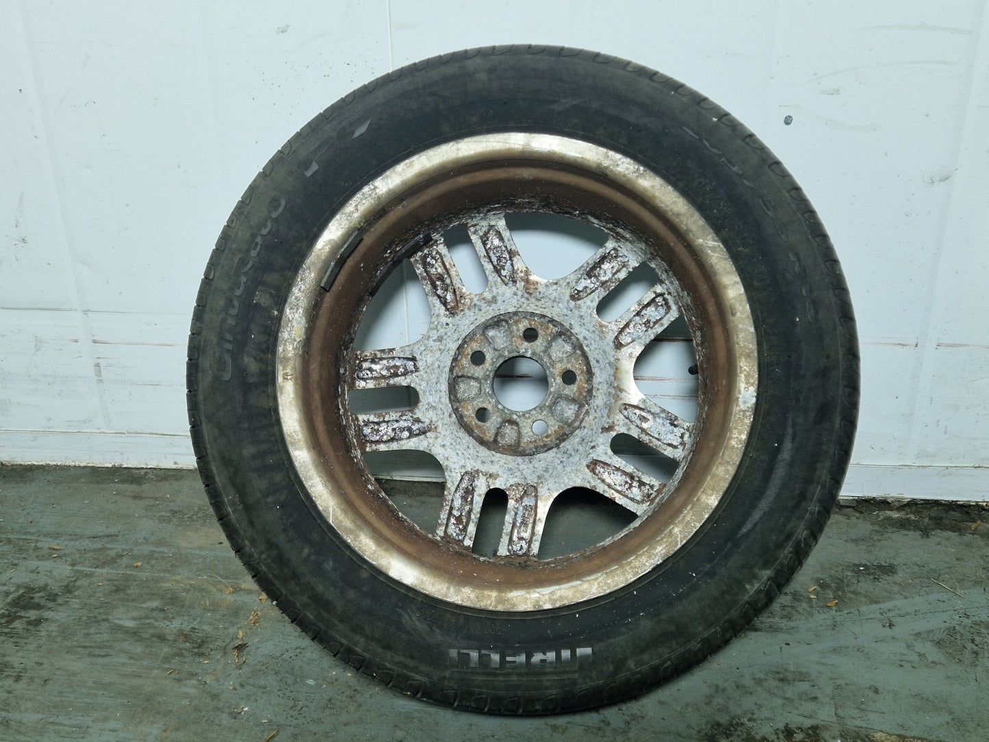 Volkswagen Golf V5 16" Alloy Wheel with Tyre 7mm 205/55/16 1J0601025F