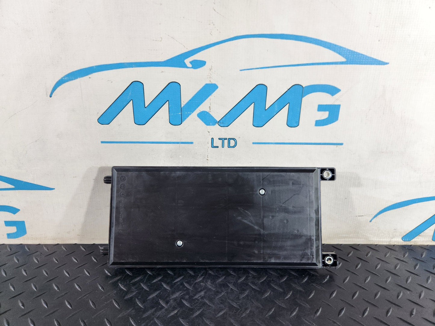 Land Rover Range Rover Evoque L551 SUV Body Control Module BCM R8E2-14F041-AB