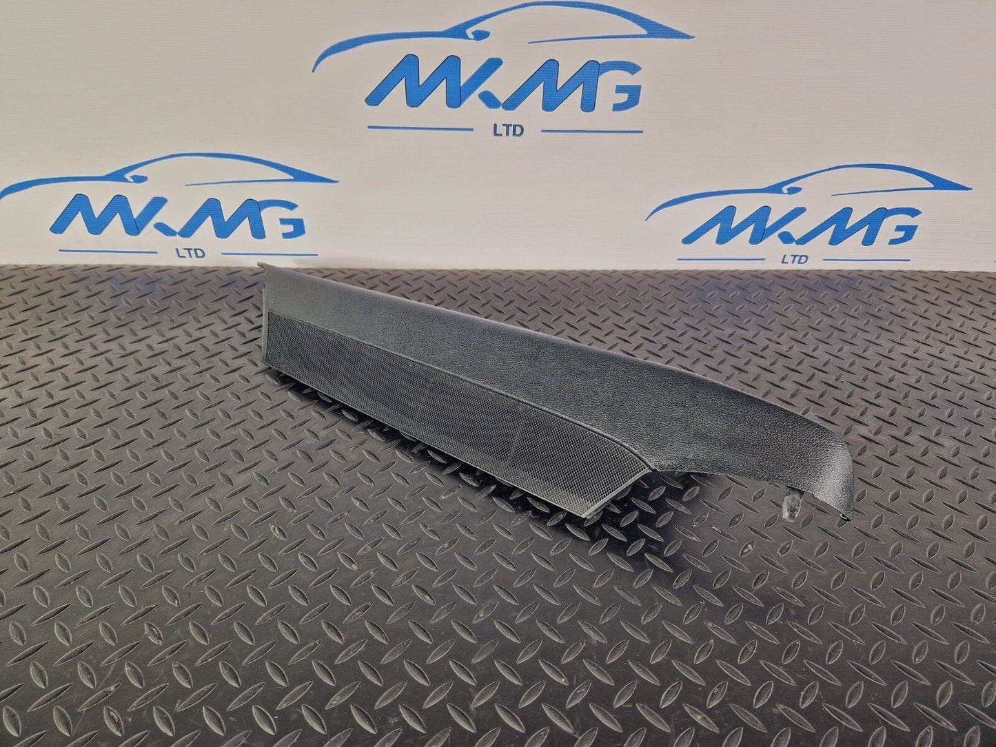 14-21 MERCEDES C220d W205 TRUNK COMPARTMENT REAR DRIVER RIGH SIDE A2056900444