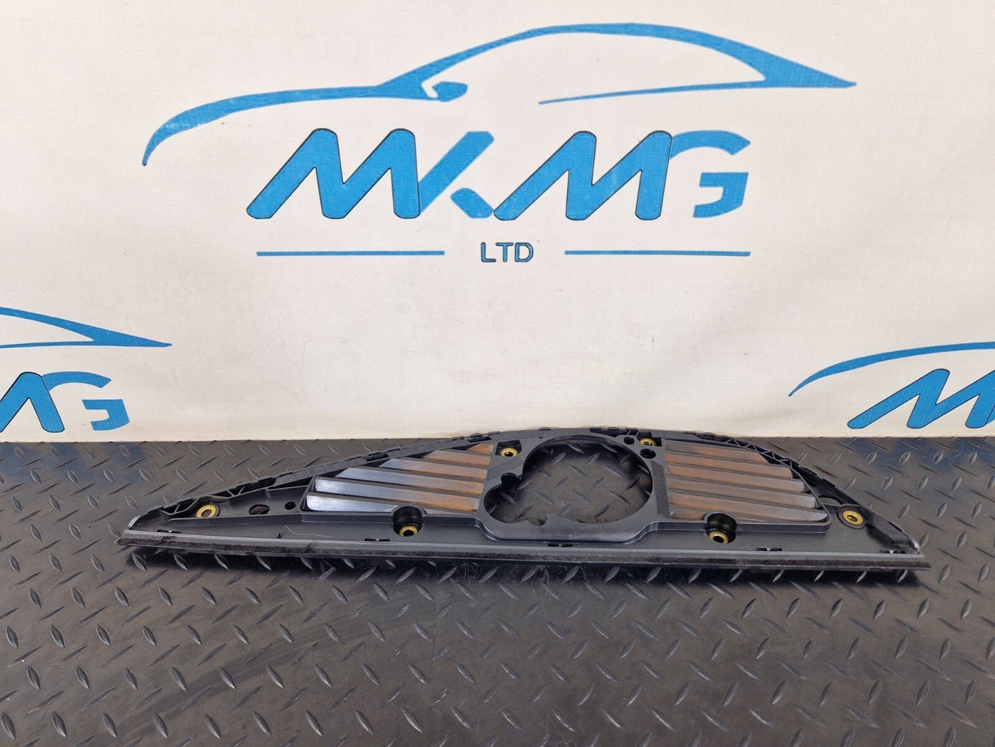 AUDI A8 4H DASHBOARD AIR VENT GRILLE SPEAKER COVER PANEL TRIM 4H2819923