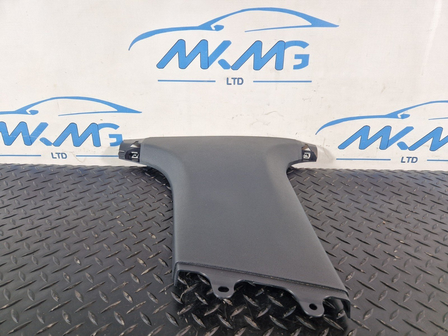 16-22 MERCEDES BENZ X253 LEFT SIDE B PILLAR LOWER TRIM COVER A2536900525