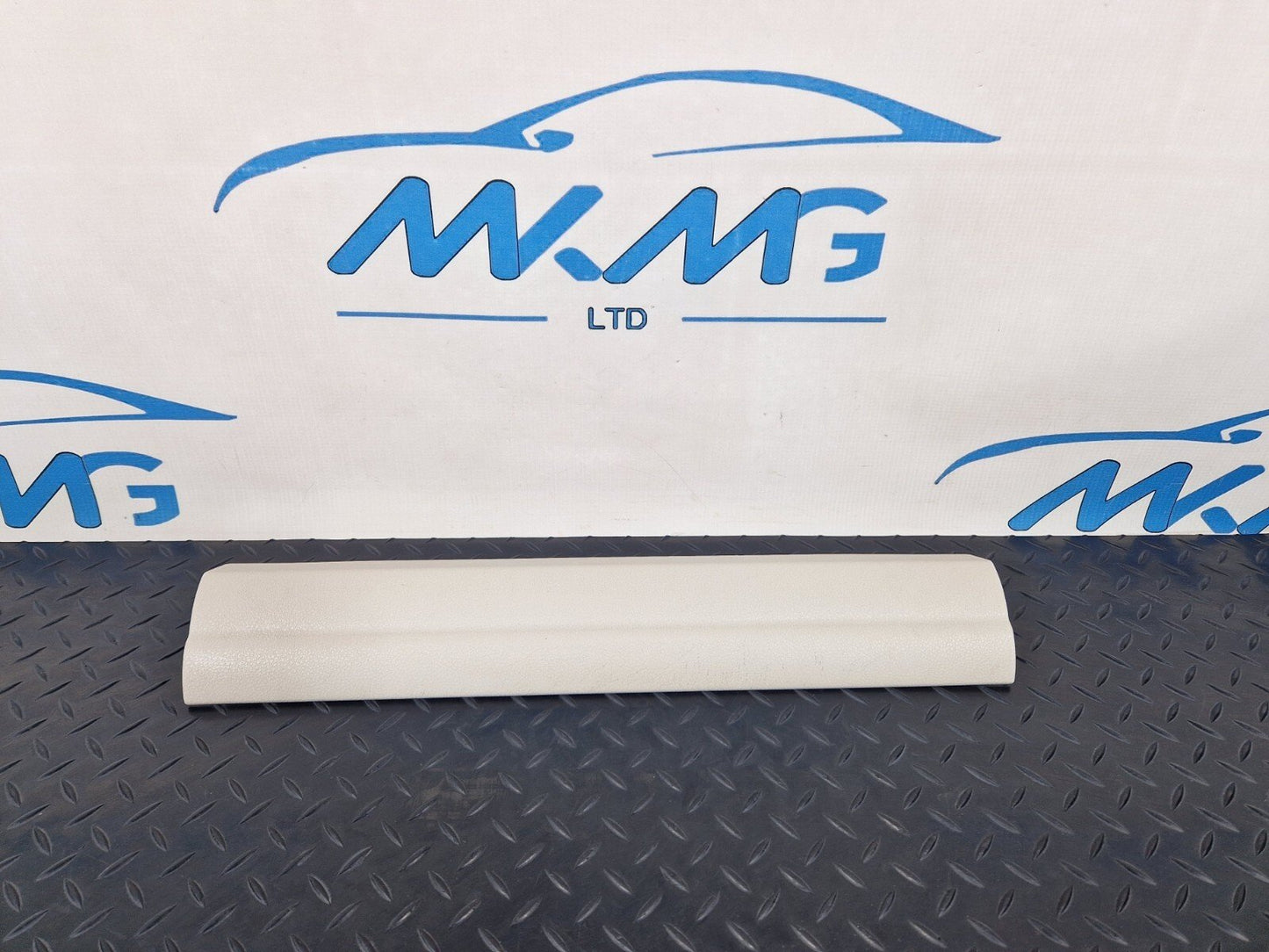 11-18 BMW 6 SERIES F06 FRONT RIGHT DOOR STEP ENTRANCE TRIM 7274420