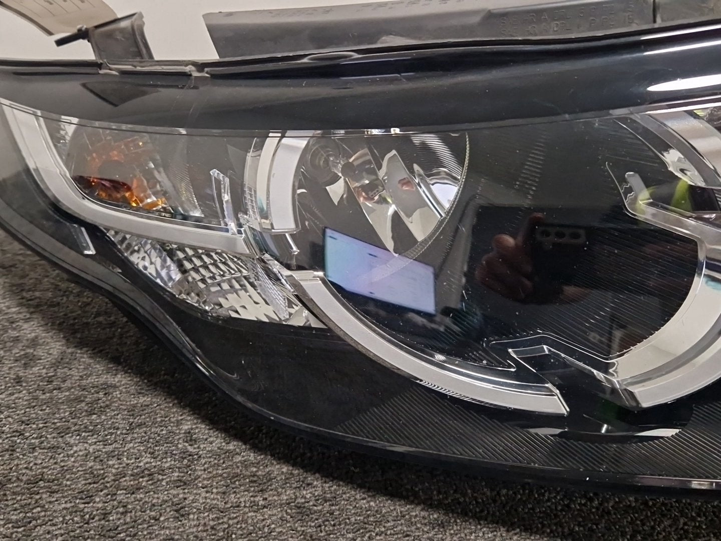 Land Rover Discovery Sport L550 Genuine Front Right O/S Driver Headlight