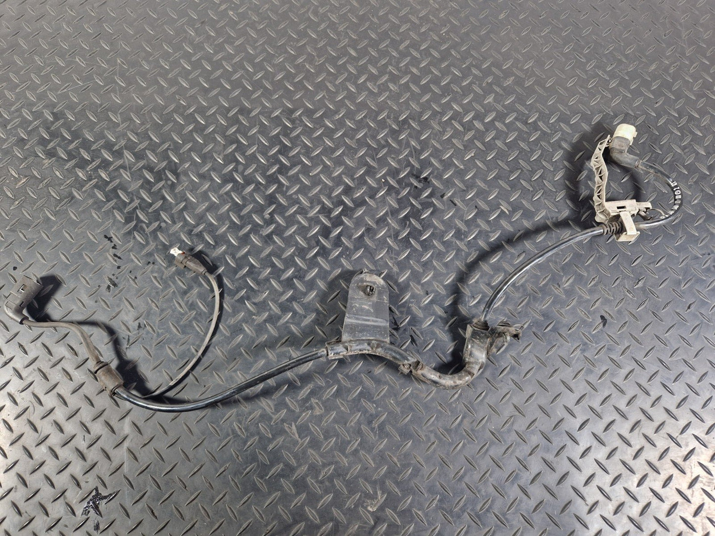 18-ON MERCEDES BENZ A CLASS W177 REAR LEFT N/S/R ABS WIRING LOOM A2475401100