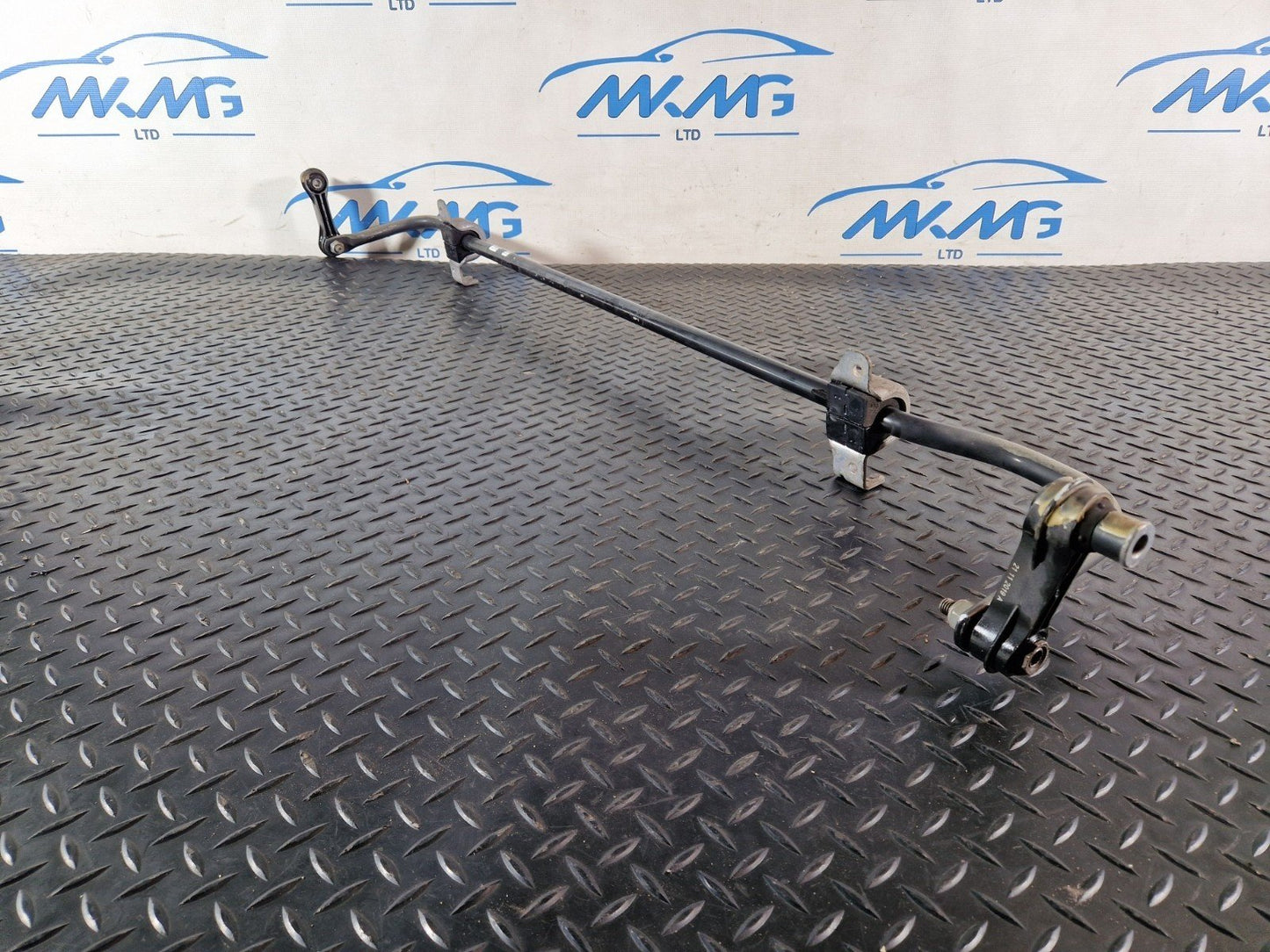 19-ON MERCEDES BENZ B CLASS W247 FRONT ANTI ROLL BAR SWAY BAR A2473200511
