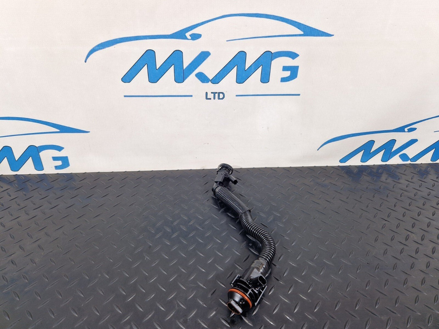 19-ON MERCEDES BENZ B CLASS W247 ENGINE BREATHER PIPE & SENSOR A6540104401